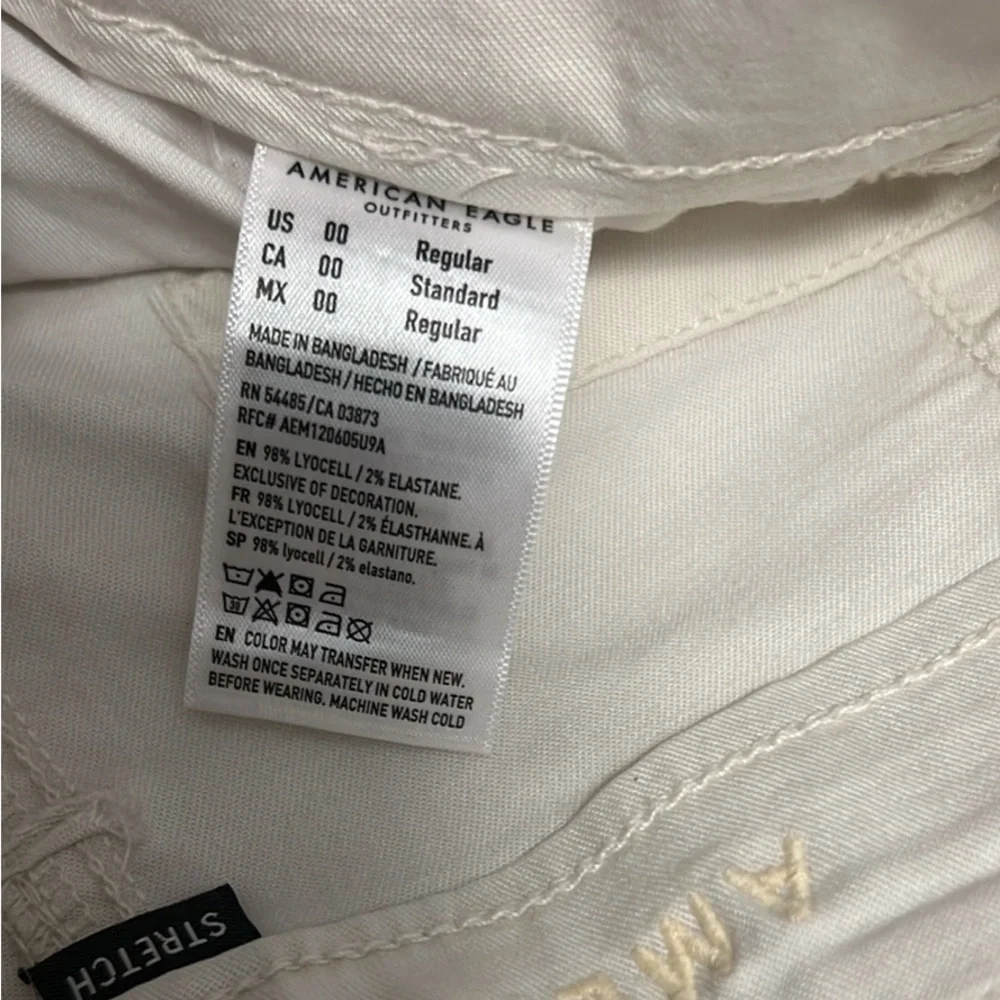 American Eagle Soft Cargos - Picture 5 of 5